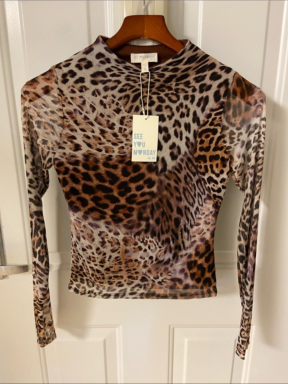🐆Leopard Partially lined Mesh
Long Sleeve Top🐆